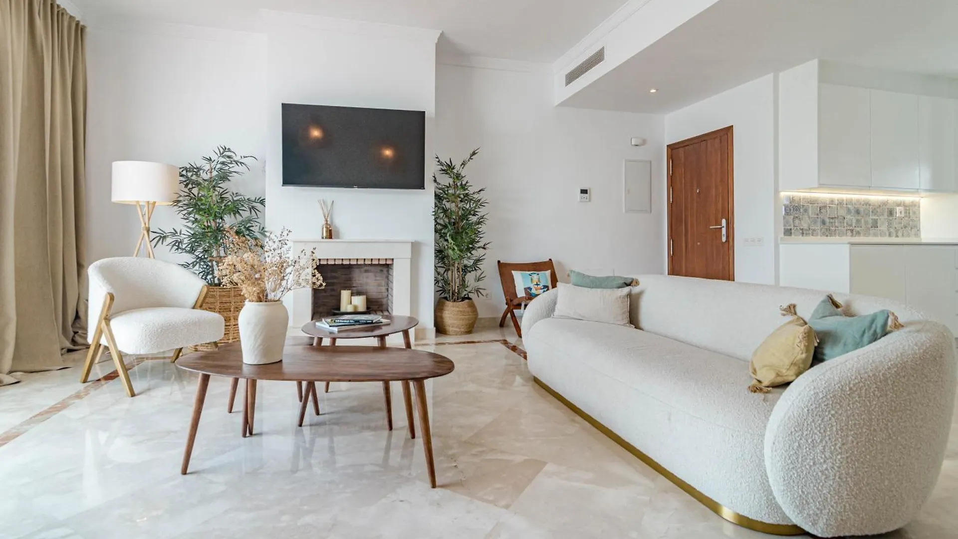 Paraiso Pueblo 15 Estepona Appartement